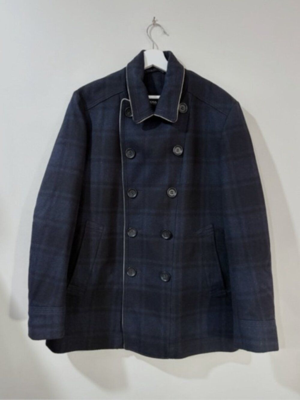 Hugo Boss Navy Plaid Wool Blend Peacoat Men 42R M Old Money Preppy Quiet Luxury